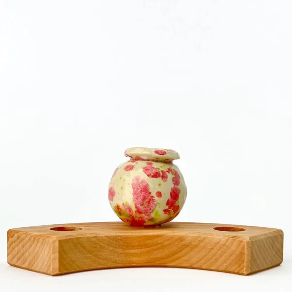 Klein Dappertje | Steker Jaarring | Kraagvaasje | Wit met Roze/Groene spikkels - Afbeelding 4