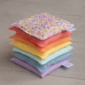 Little Botanic Label - Sensorische Pittenzakjes | Pastel Regenboog + Confetti | 7 Stuks