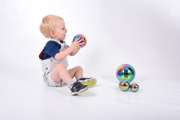 Tickit - Sensorische Reflecterende Kleur Burst-ballen | 4 Stuks - Afbeelding 6