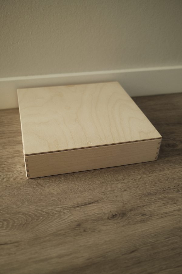 Alexander Toys - Houten Speelbak Met Deksel (25x25x5 cm) - Afbeelding 4